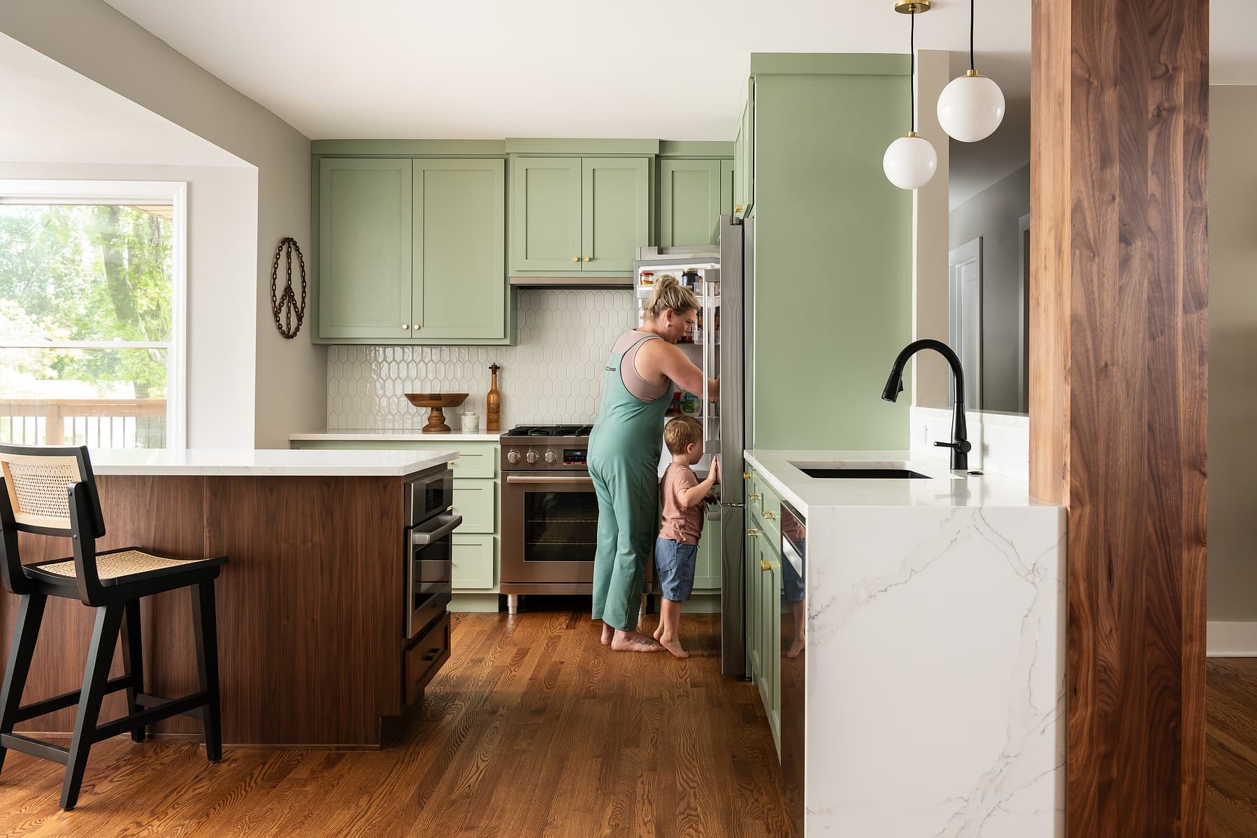 Lifestyle commercial photographer, Karen Palmer located in the Midwest, Saint Louis.  Kitchen by LU Design Build where the kitchen is the heart of the home.